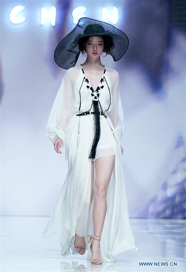 CHINA-BEIJING-FASHION WEEK-GRACE CHEN (CN)