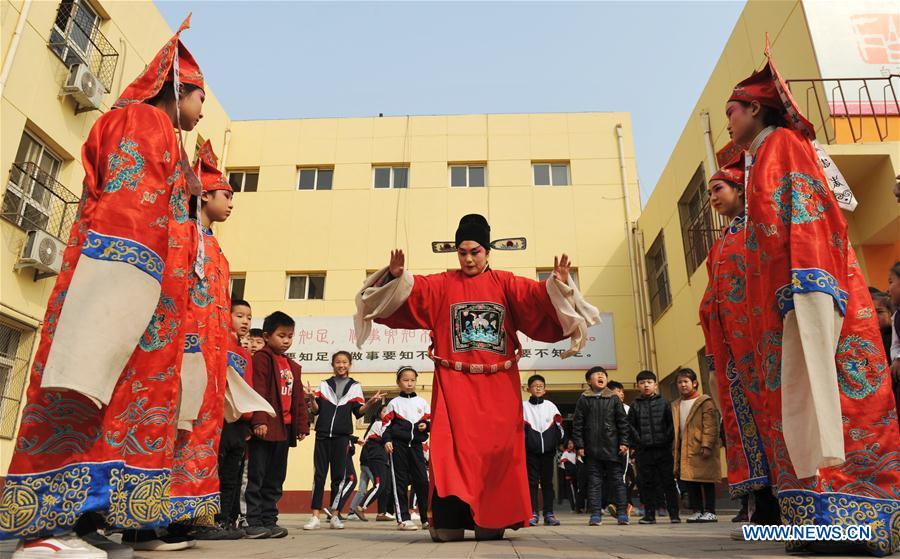 CHINA-HEBEI-CAMPUS-OPERA-TROUPE (CN)