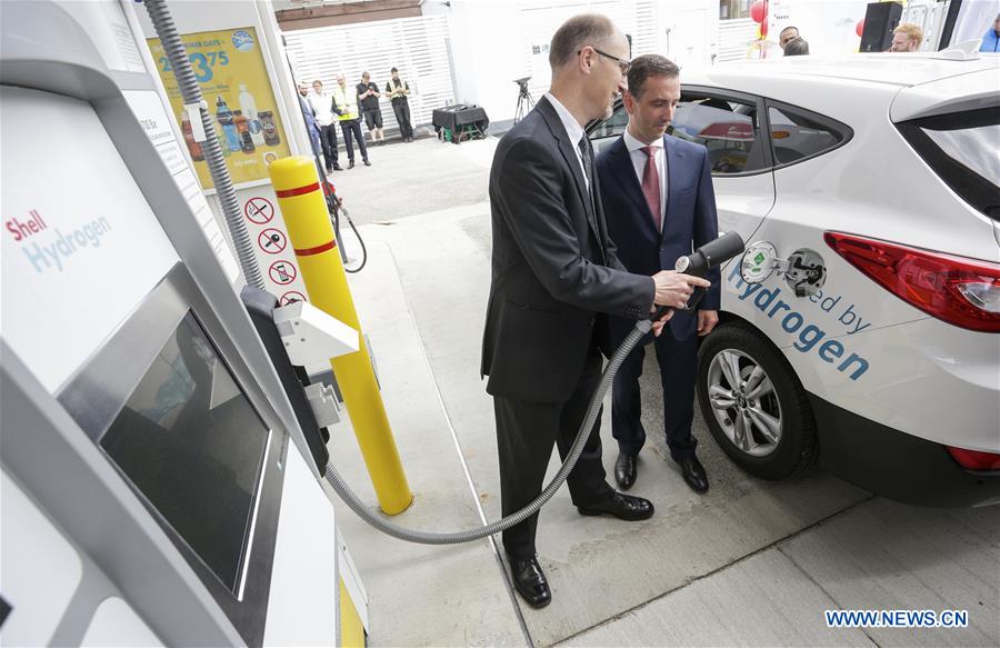 CANADA-VANCOUVER-PUBLIC HYDROGEN REFUELLING STATION-LAUNCH