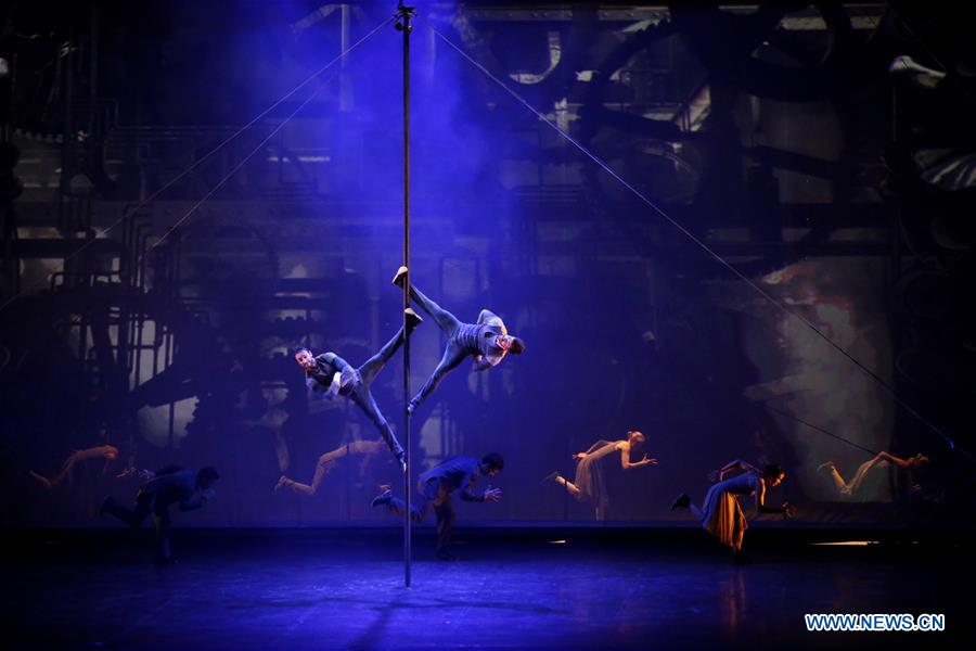 LEBANON-BEITEDDINE-CANADAIAN CIRCUS TROUPE