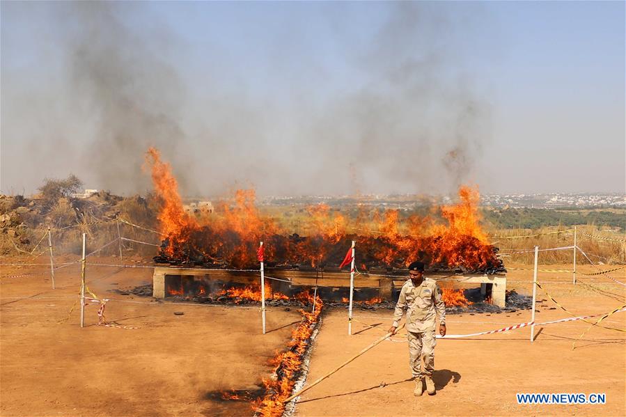 PAKISTAN-ISLAMABAD-DRUGS BURNING-CEREMONY