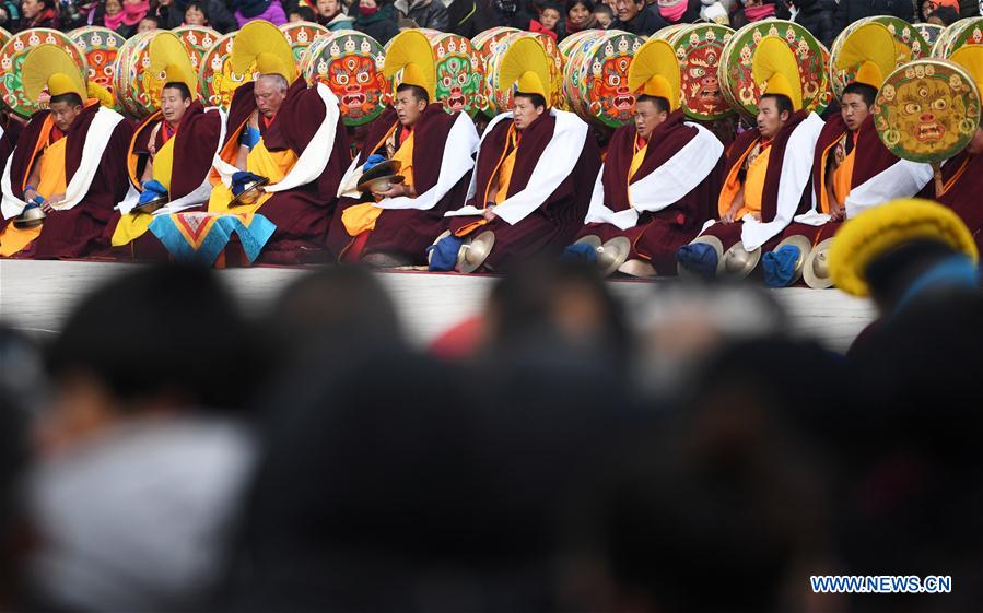 CHINA-GANSU-XIAHE-LABRANG MONASTERY-EXORCISM DANCE (CN) 