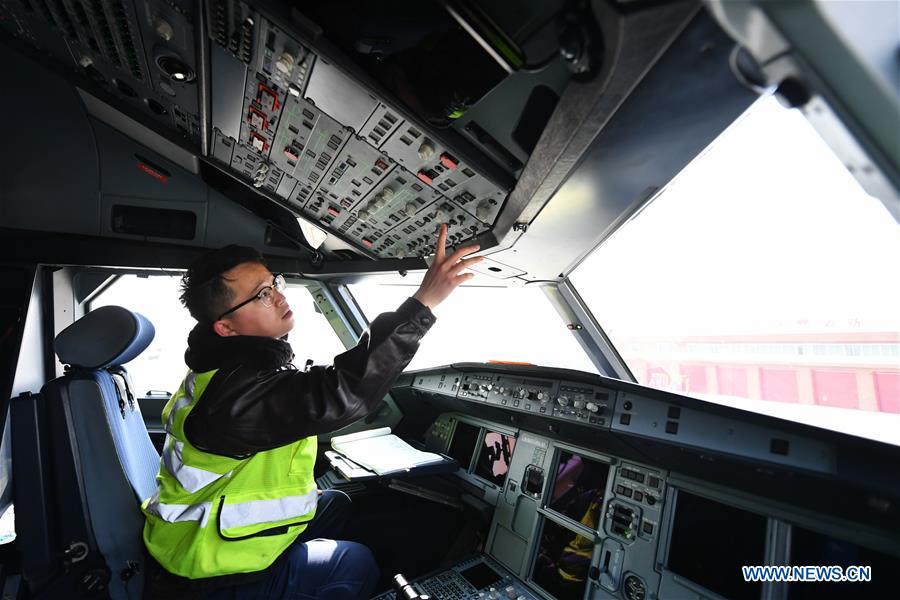 CHINA-GANSU-TRAVEL RUSH-AIRPLANE MAINTENANCE (CN) 