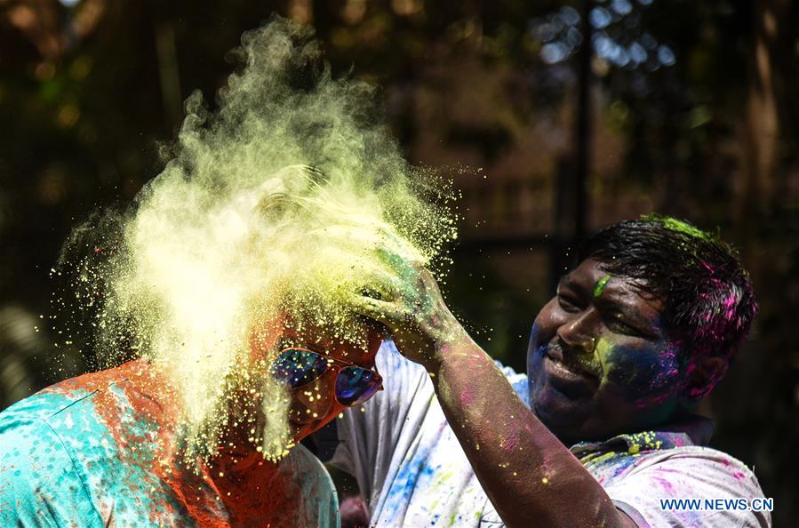 INDIA-MUMBAI-HOLI FESTIVAL