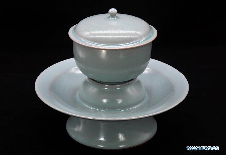 (MASTEROFCRAFTS)CHINA-HENAN-RU PORCELAIN-INHERITOR (CN)