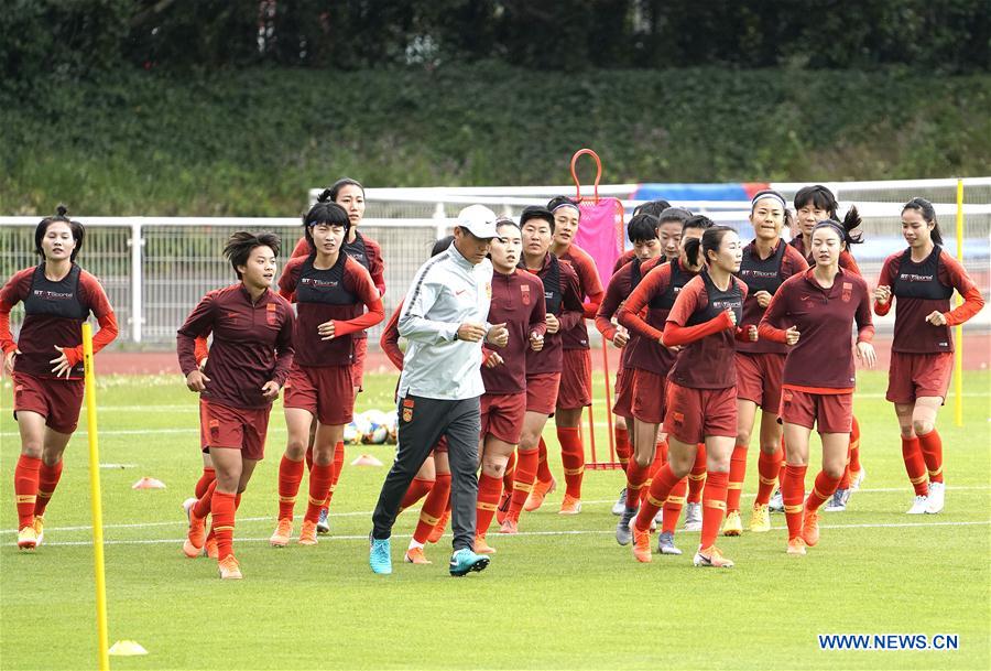 (SP)FRANCE-PARIS-2019 FIFA WOMEN'S WORLD CUP-GROUP B-CHINA-TRAINING SESSION