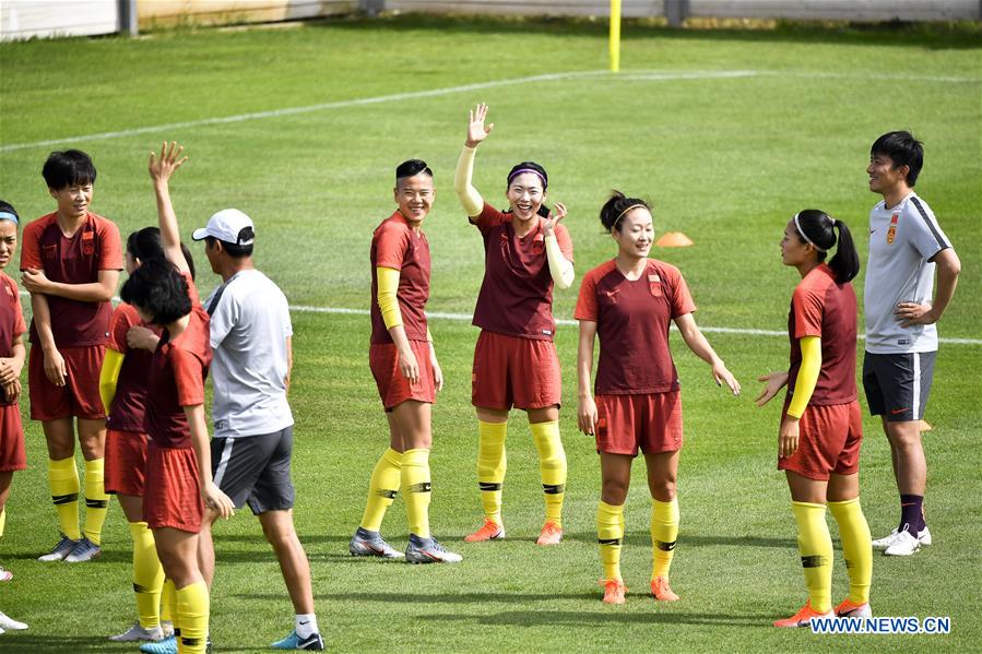 (SP)FRANCE-FABREGUES-2019 FIFA WOMEN'S WORLD CUP-ROUND OF 16-CHINA-TRAINING SESSION