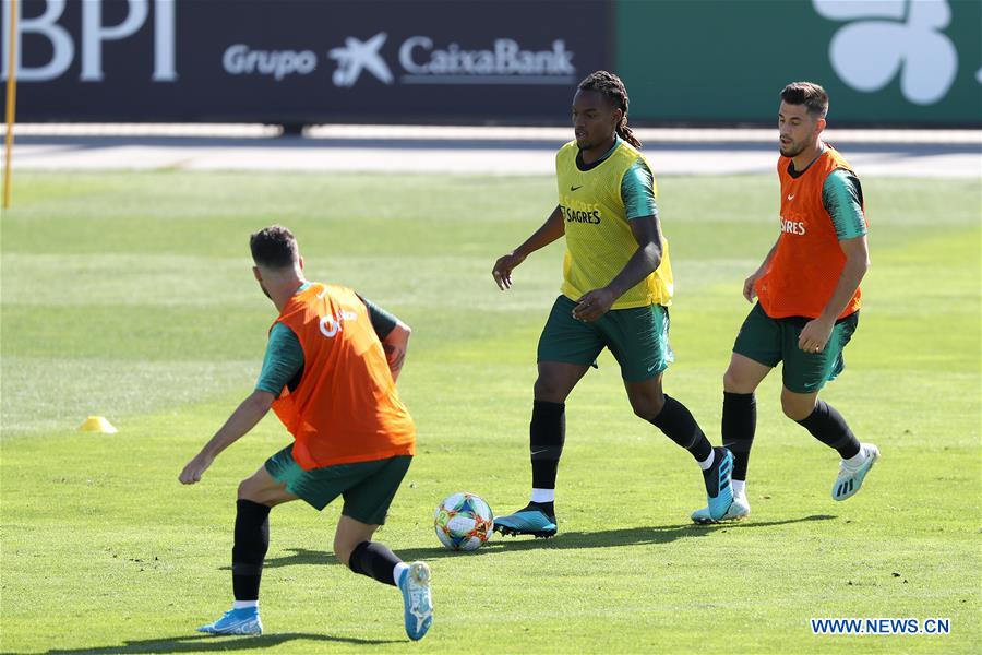 (SP)PORTUGAL-LISBON-FOOTBALL-TRAINING