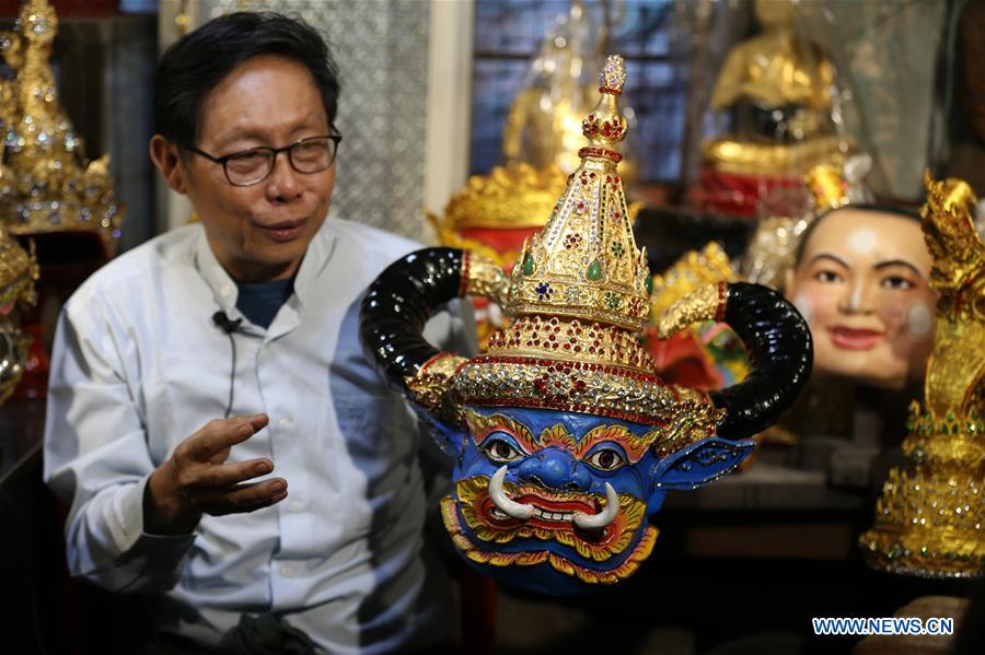 MYANMAR-YANGON-ARTISAN-MASK