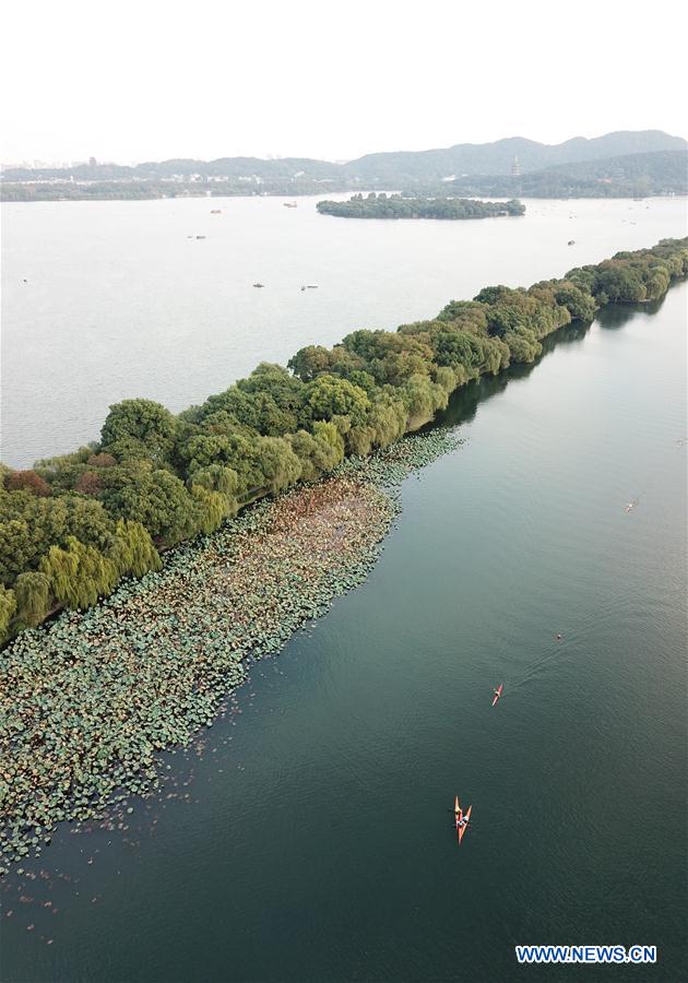 CHINA-ZHEJIANG-HANGZHOU-WEST LAKE (CN)