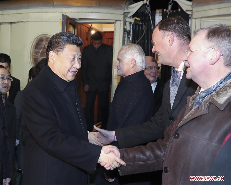 Chinese President Xi Jinping arrives in Davos, Switzerland, Jan. 16, 2017, to attend the 2017 annual meeting of the World Economic Forum. (Xinhua/Ding Lin)