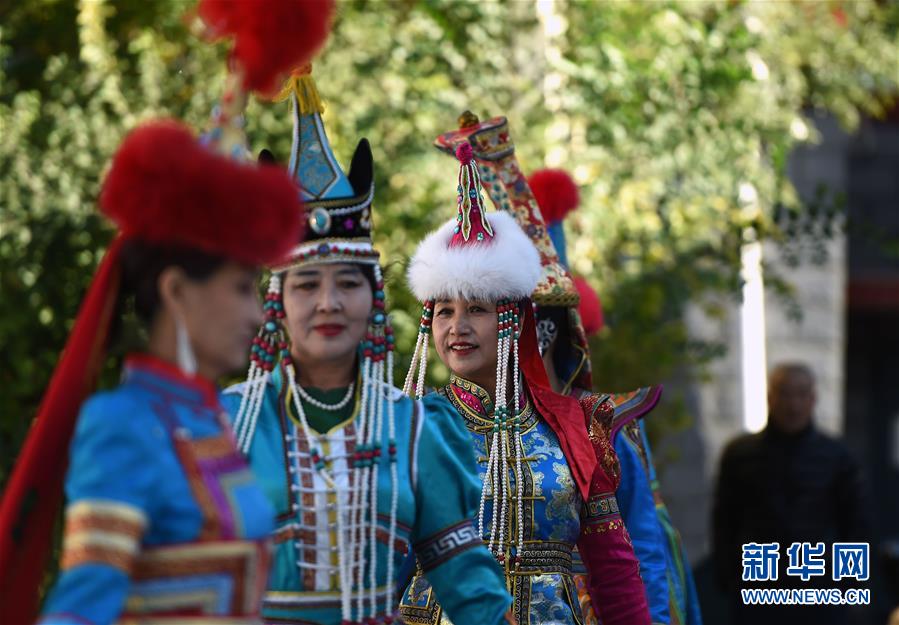 （图文互动·各民族团结互助）（1）民族一家亲　浓浓团结情——呼和浩特市清泉街社区民族团结工作侧记